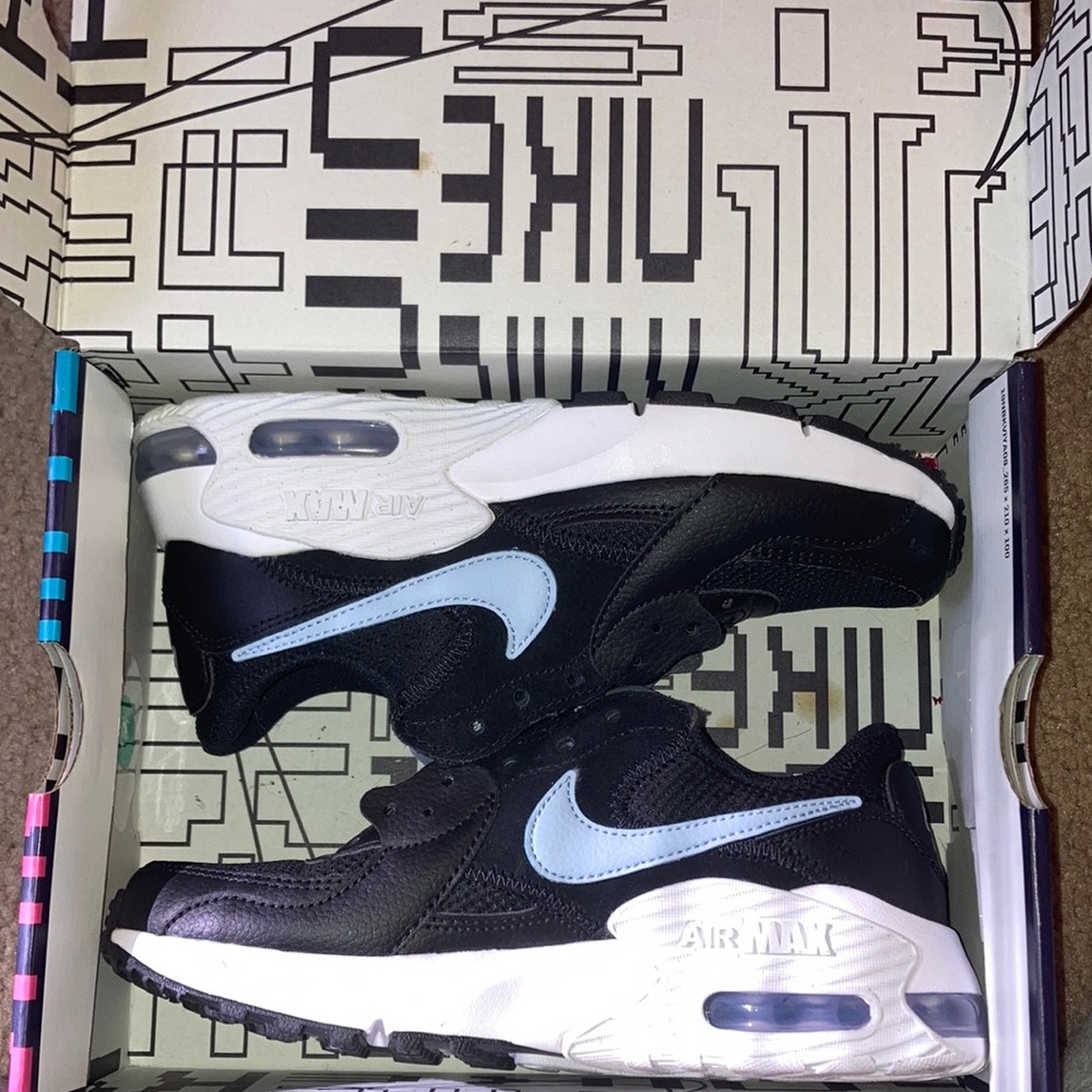 Women’s Nike Air Max